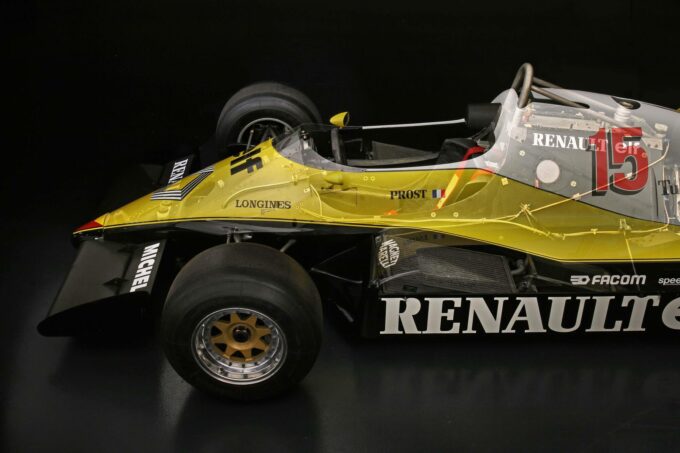 renault-f1-re40