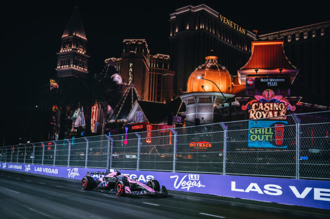 Alpine-f1-venetian-las-vegas