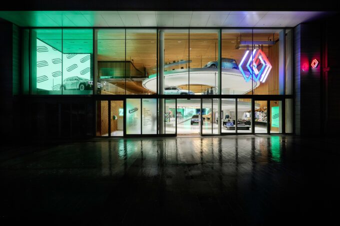 défilé-renault-paris